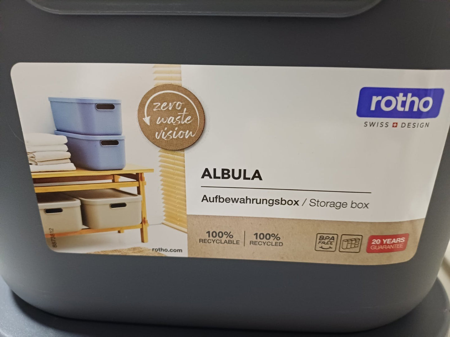 Kutija sa poklopcem
12 L
Dimenzije:395x235x177mm