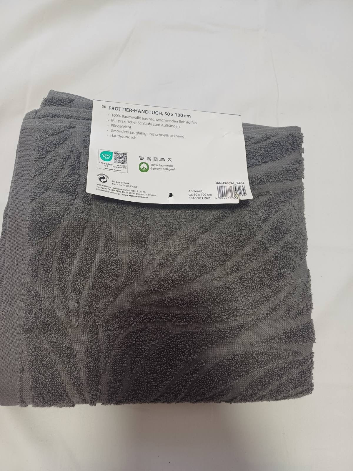 Peškir
100%pamuk
Dimenzije:50x100 cm
Dostupno 2 komada
