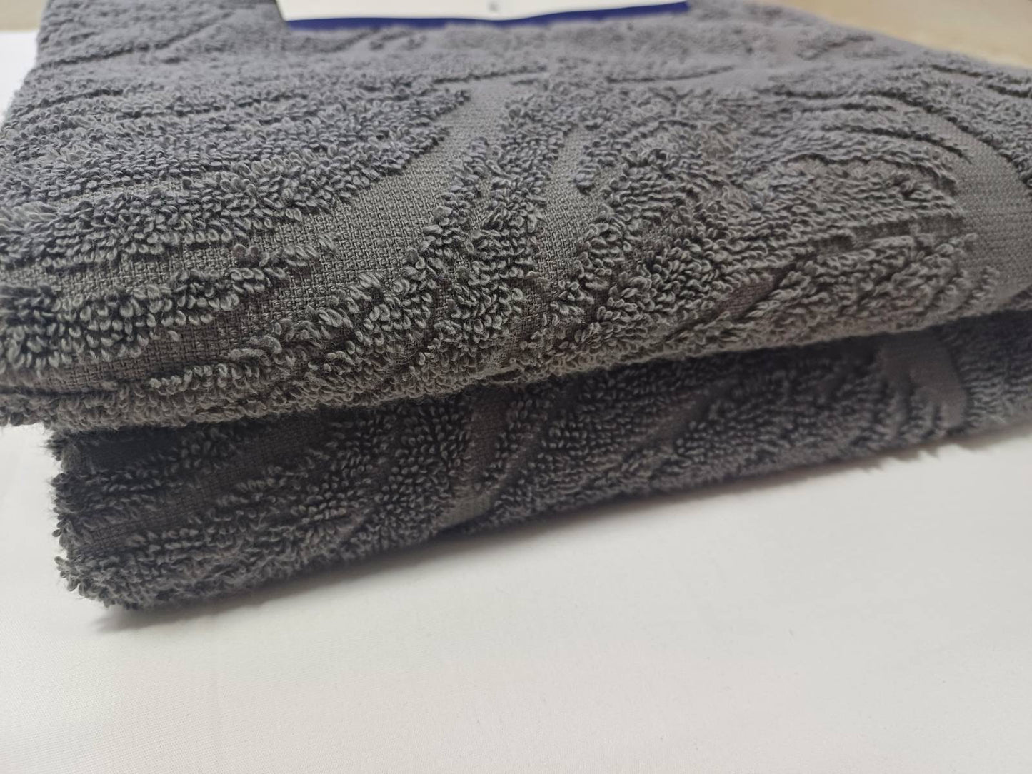 Peškir
100%pamuk
Dimenzije:50x100 cm
Dostupno 2 komada