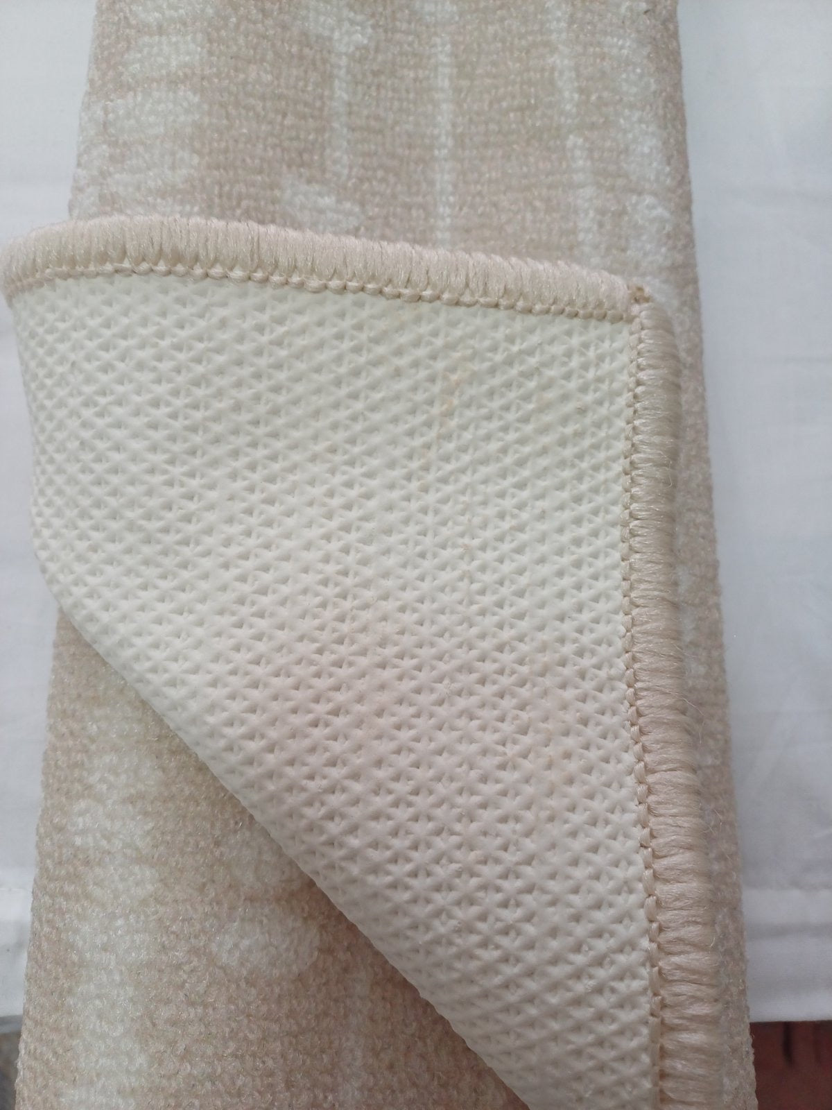 Vodonepropusna staza
Dimenzije:80x150 cm
Dostupan 1 komad
