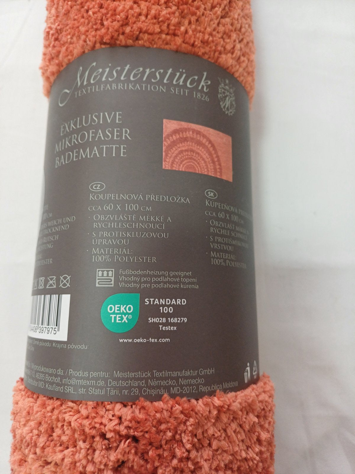 Prostirka za kupatilo
Dimenzije:60x100 cm
100% poliester
