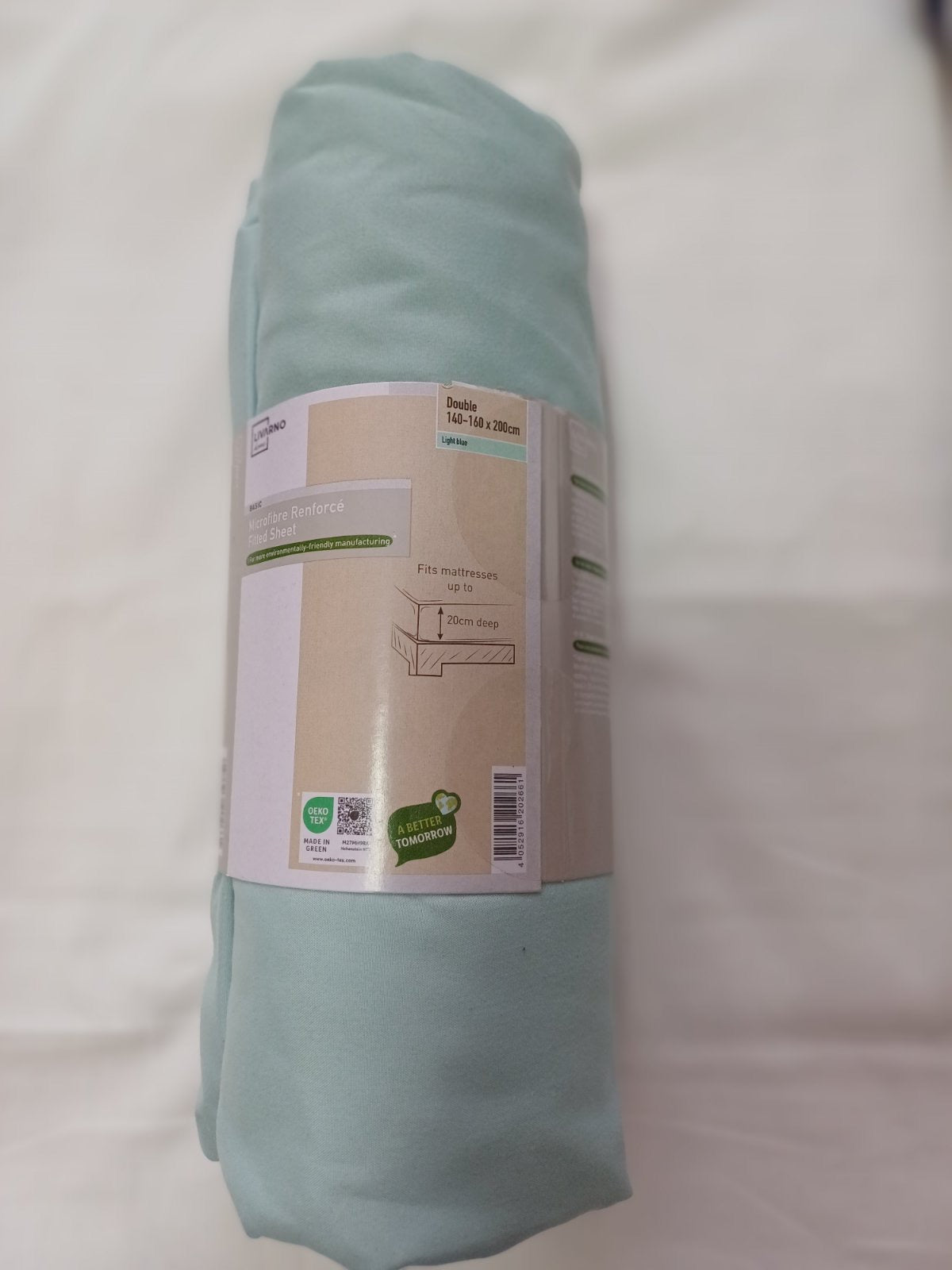Plahta
Dimenzije:160x200 cm
Saten
Dostupno u tri boje:
Plava 3 komada
Mint zelena 2 komada
Svijetlo žuta 1 komad