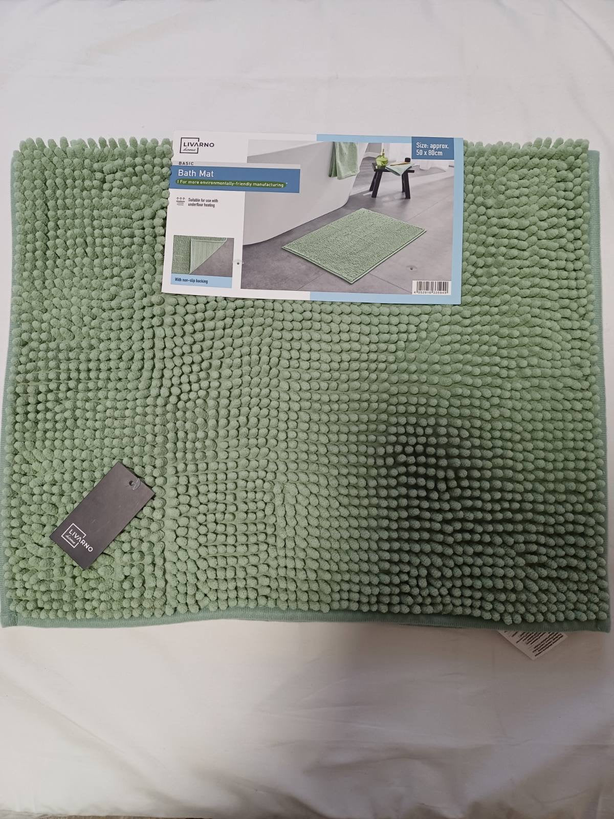 Prostirka crvići za kupatilo
Dimenzije:50x80 cm
100%poliester
Dostupan 1 komad