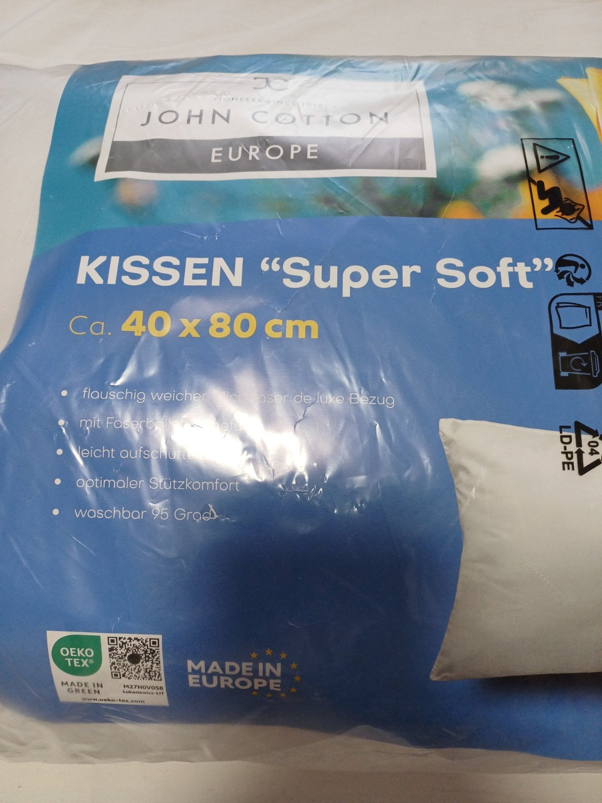 Jastuk "Super mekan"
Dimenzije:40x80 cm
Mekana,pahuljasta,luksuzna navlaka od mikrofibera
Punjen kuglicama od vlakana
Optimalna udobnost potpore
Može se prati na 95°C
100% poliester
Dostupan 1 komad
