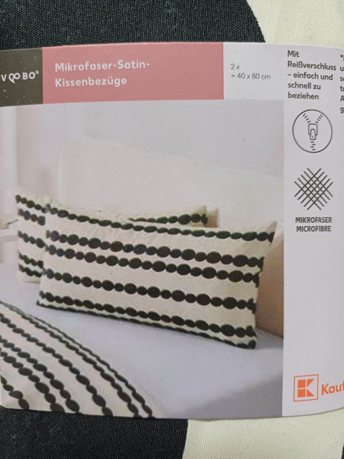 Jastučnice 2/1
Dimenzije:40x80 cm
100%poliester
Dostupno 2 seta
