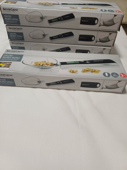 Digitalna vaga za začine,orašaste plodove
Vaga do 300 gr max.