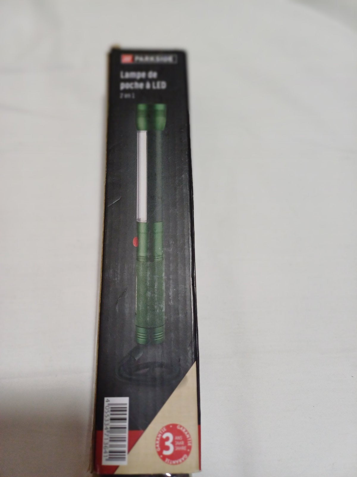 Led lampa za kampovanje ili radionice sa magnetom i baterijama