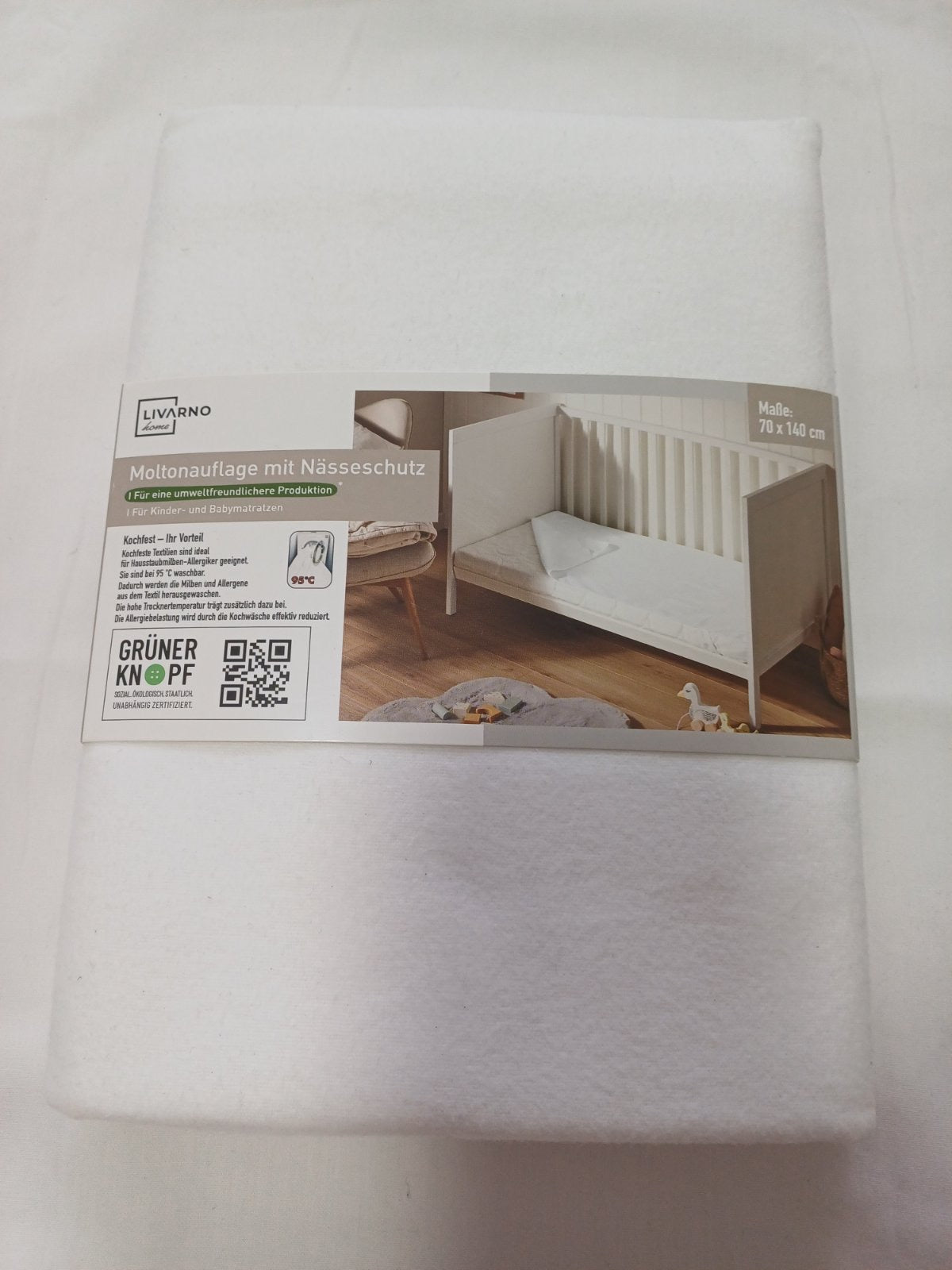 Vodonepropusna zaštita za madrac/dječiji krevetić
Dimenzije:70x140 cm
100% pamuk
Mogućnost pranja na 95°C