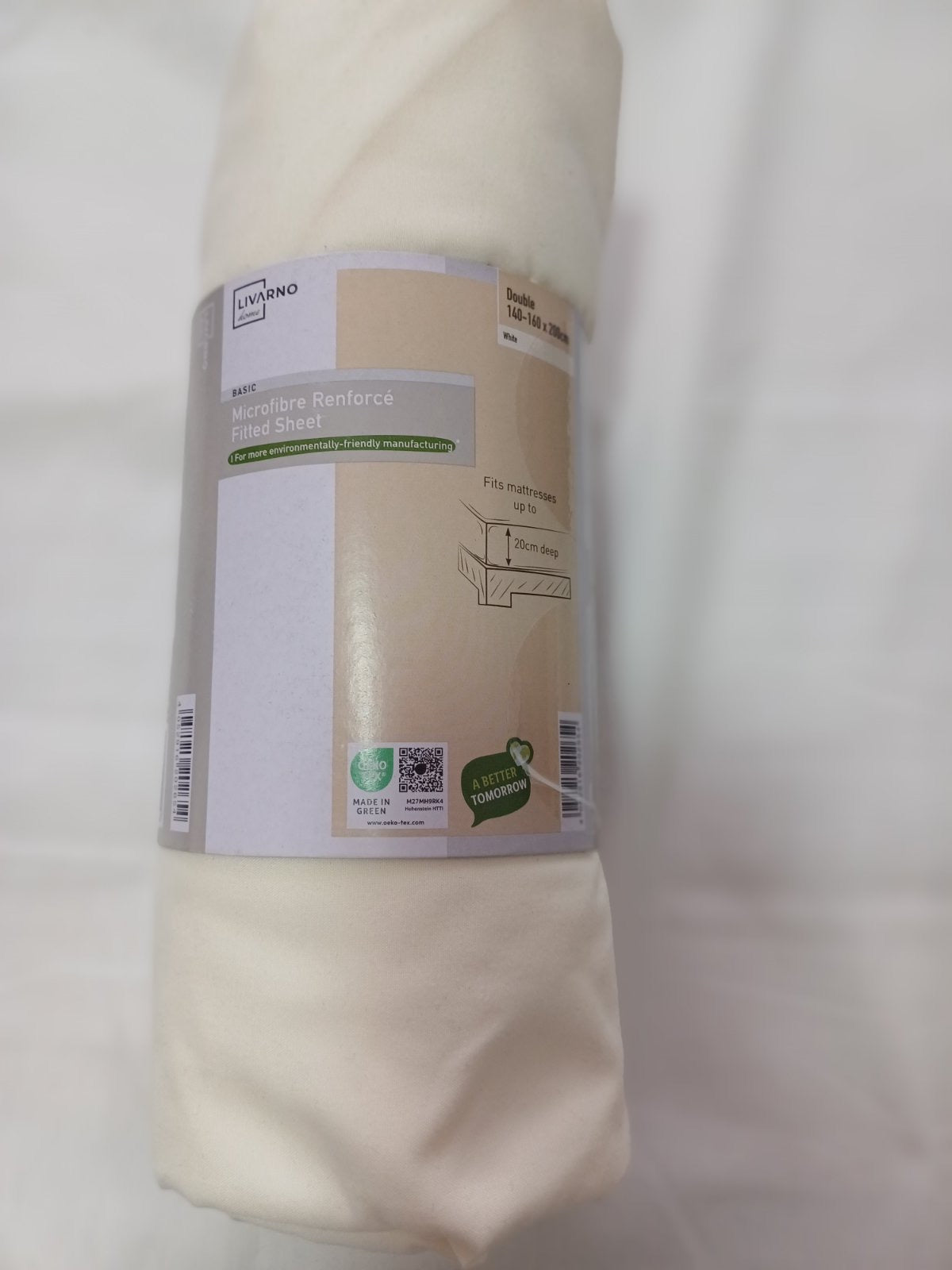 Plahta
Dimenzije:160x200 cm
Saten
Dostupno u tri boje:
Plava 3 komada
Mint zelena 2 komada
Svijetlo žuta 1 komad