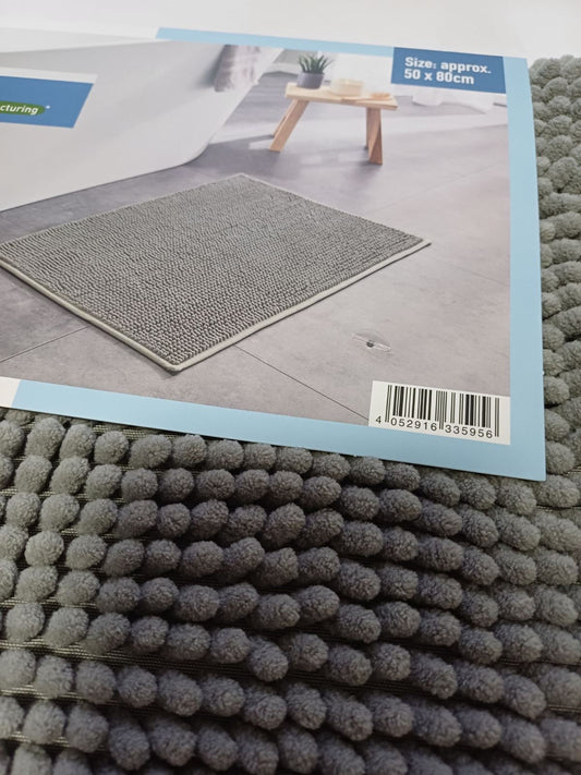 Prostirka crvići za kupatilo
Dimenzije:50x80 cm
100%poliester
Dostupno 2 komada