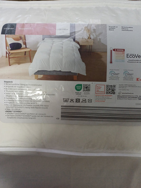 Stepp deka/prekrivač za Jorgan
Sa punjenjem od alternativnog paperja.
Posebno mekane i udobne zahvaljujući viskozi.
Imitira mekoću i izolaciju paperja,posebno jednostavno za održavanje i pogodno za osobe koje pate od alergija
Perivo u mašini do 60°C