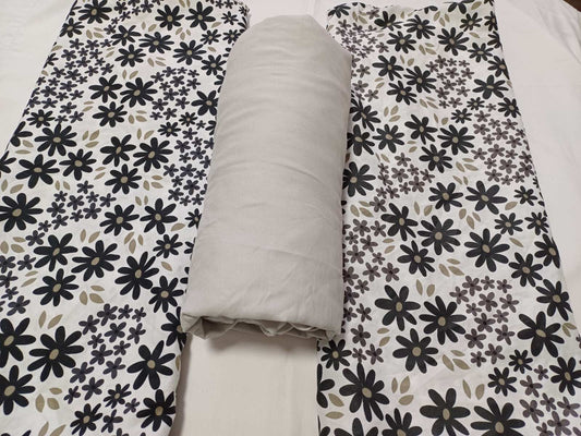 Jastučnice 2/1+plahta
Dimenzije:
Jastučnice 60x64 cm
Plahta 200×200 cm
Sastav:
Jastučnice 100% poliester
Plahta 100% pamuk